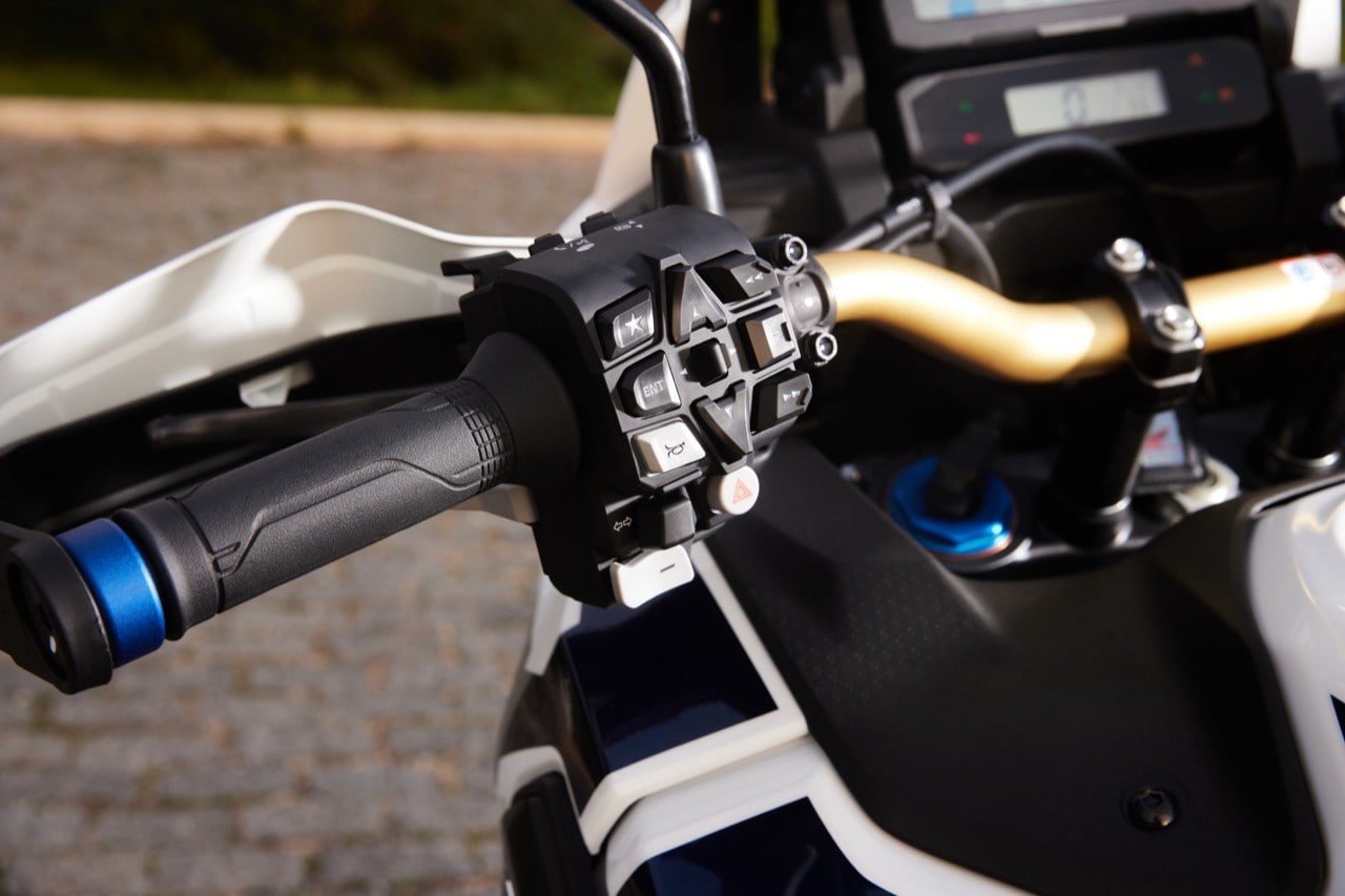 Honda Africa Twin Adventure Sports 2024: la prova su strada +VIDEO+